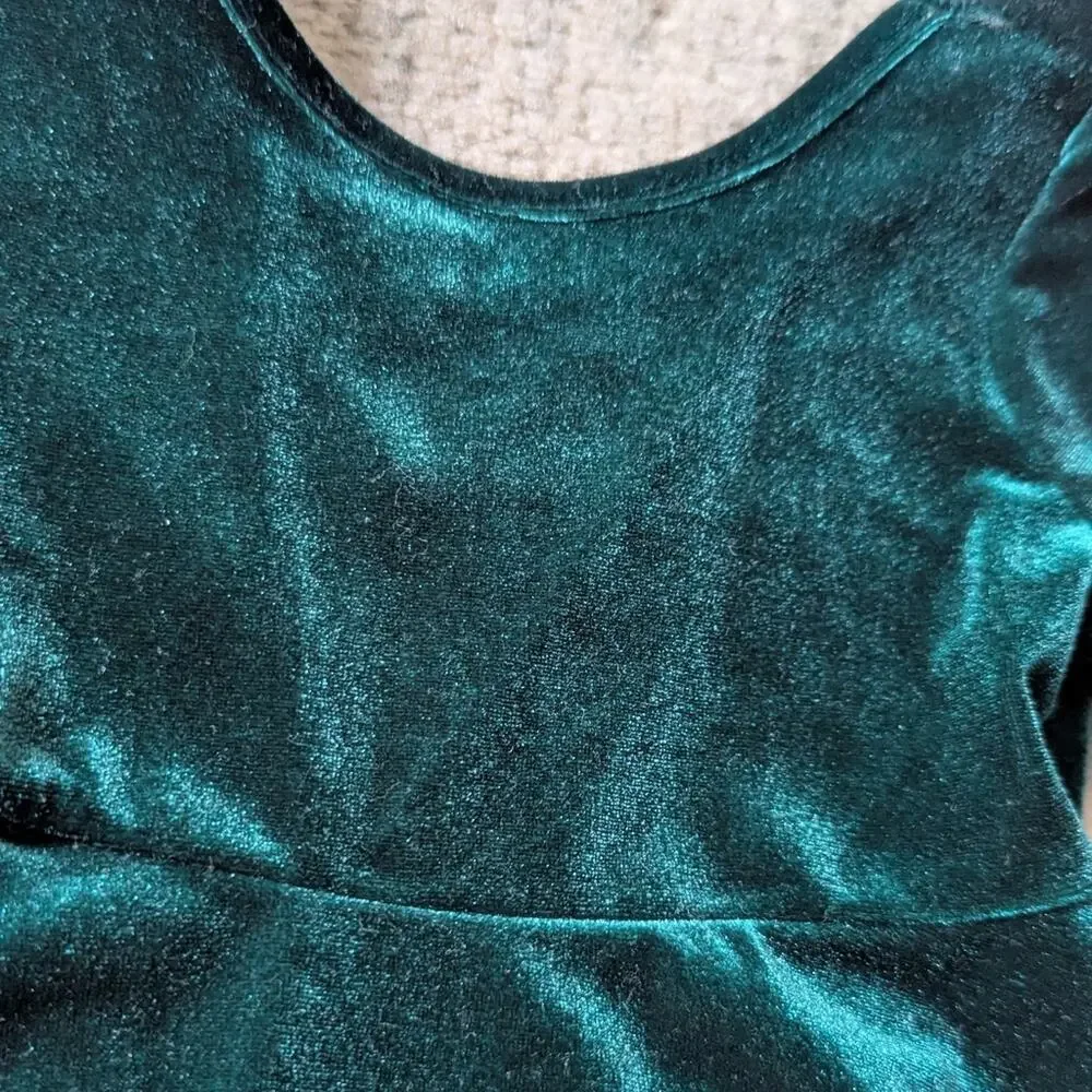 The Children's Place Green Velvet Long Sleeve Dress
